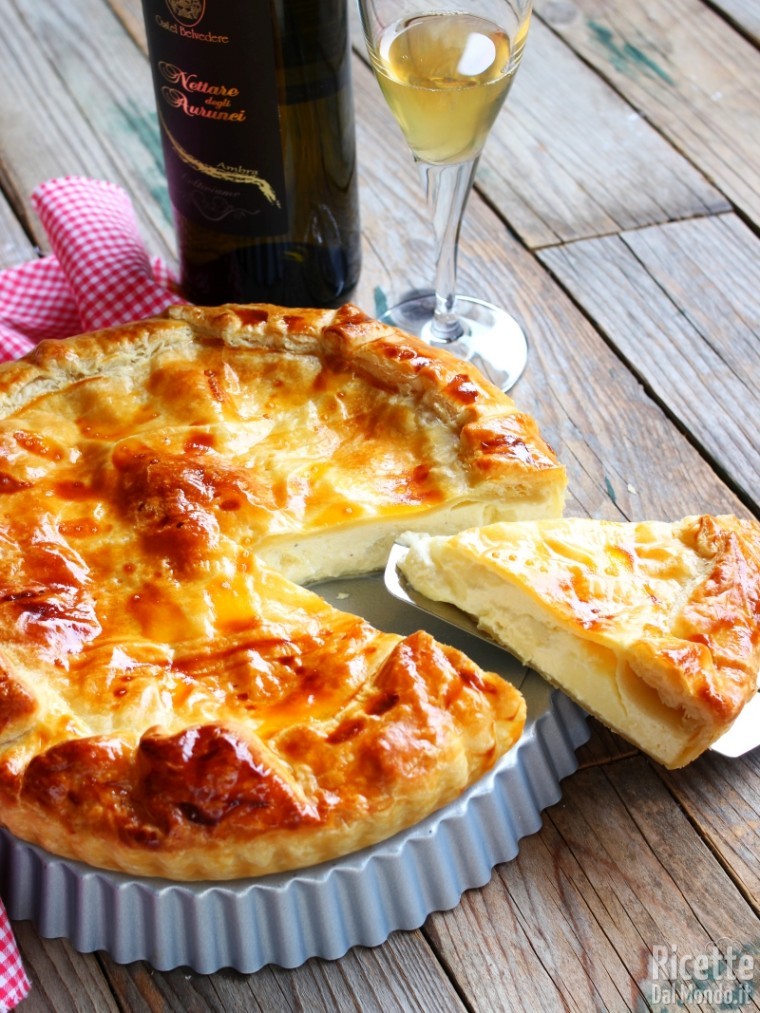 Ricetta torta di pasta sfoglia ai formaggi