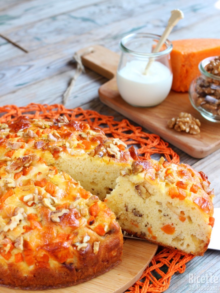 Ricetta torta 7 vasetti con zucca e noci