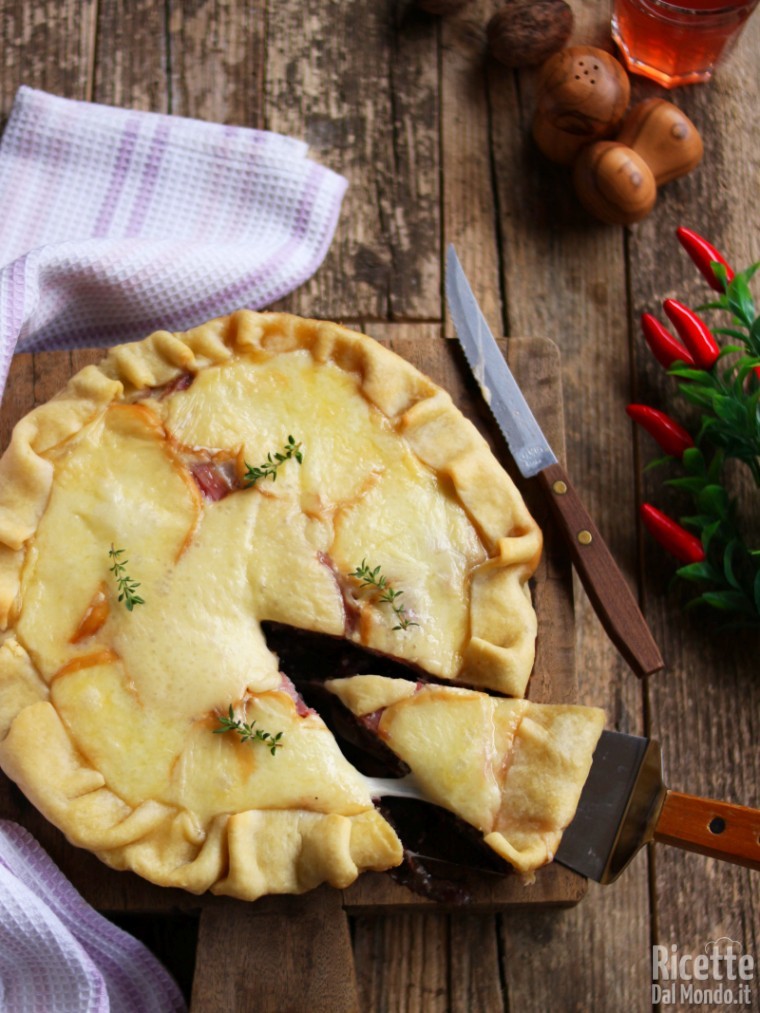Ricetta torta salata al radicchio