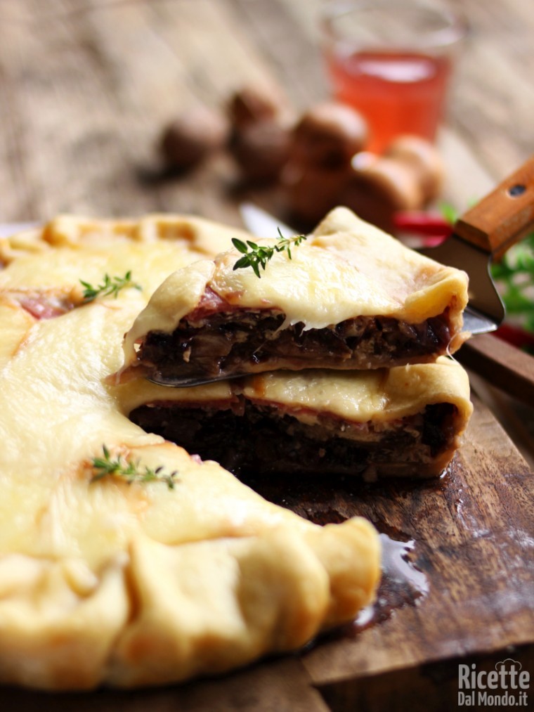 Come fare la torta salata al radicchio