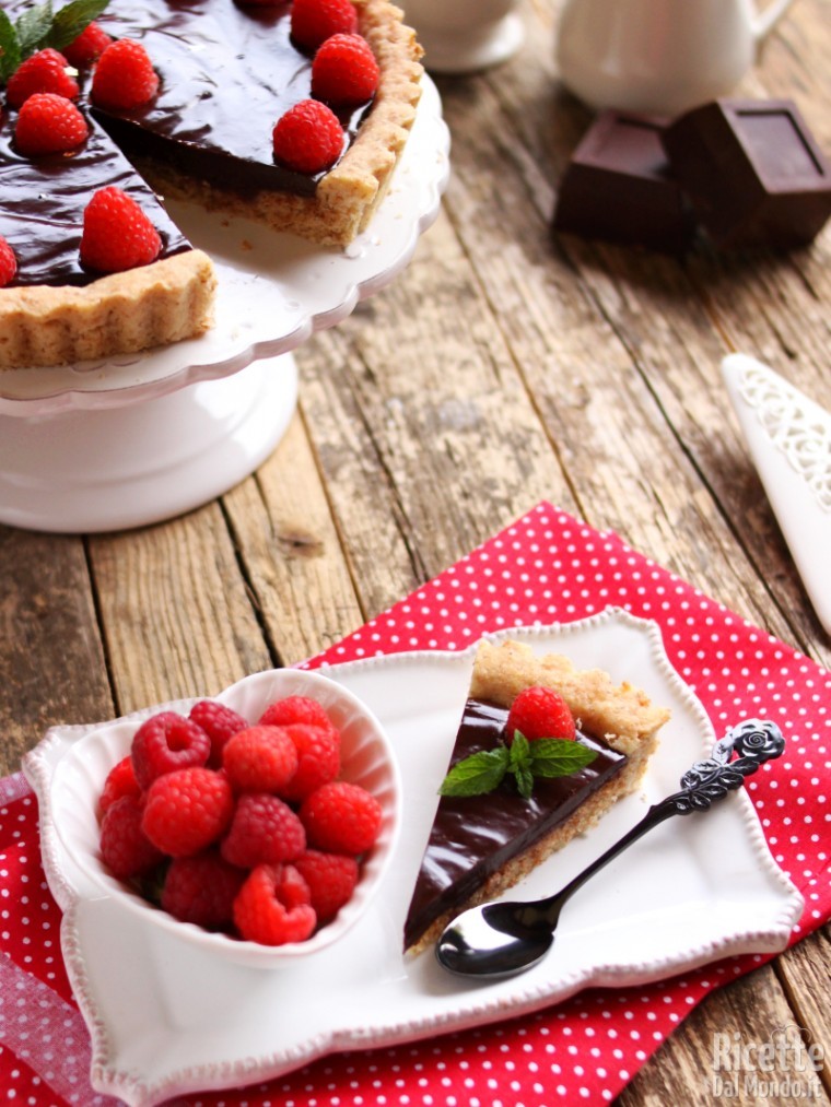 Crostata cioccolato e lamponi