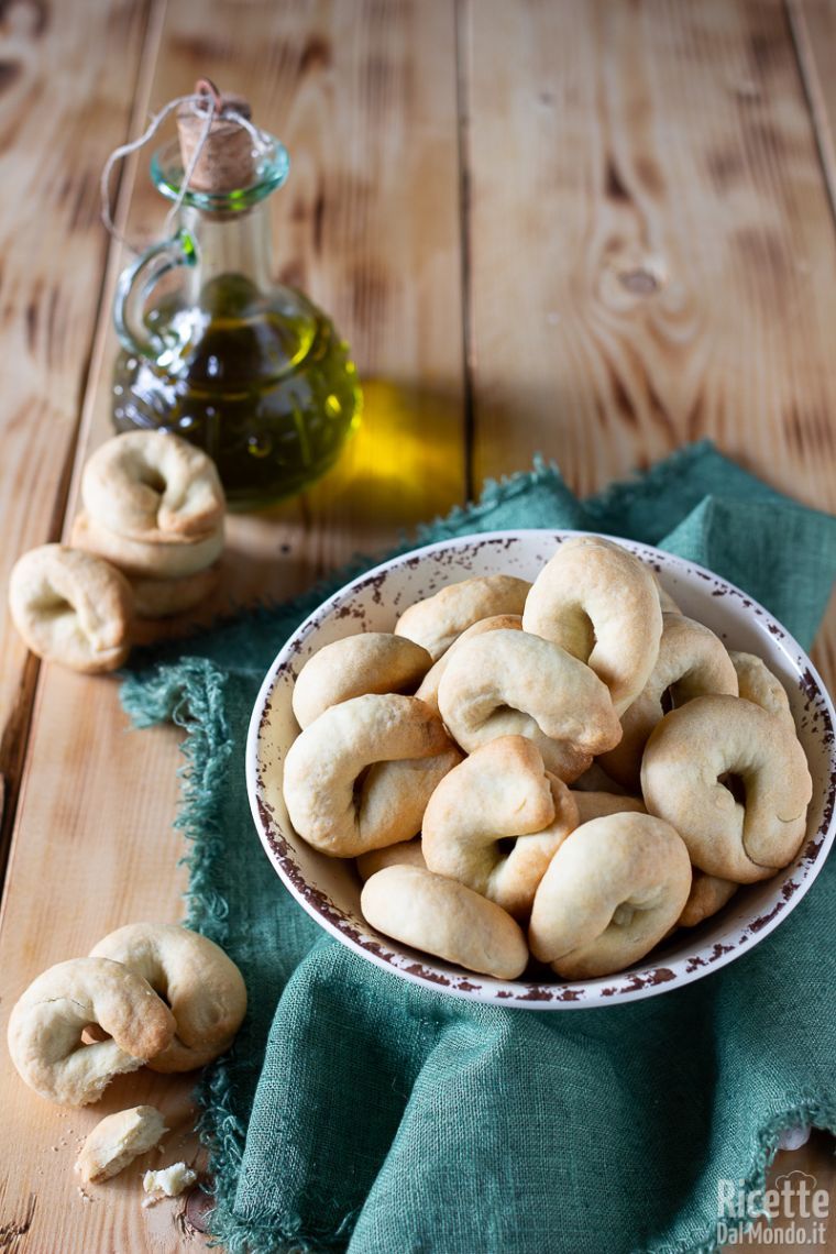 Ricetta tarallini all'olio con esubero di pasta madre