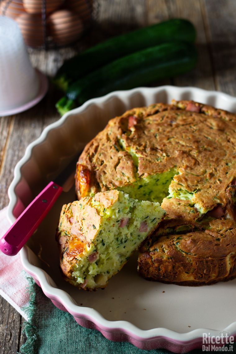 Come fare la torta salata di ricotta e zucchine