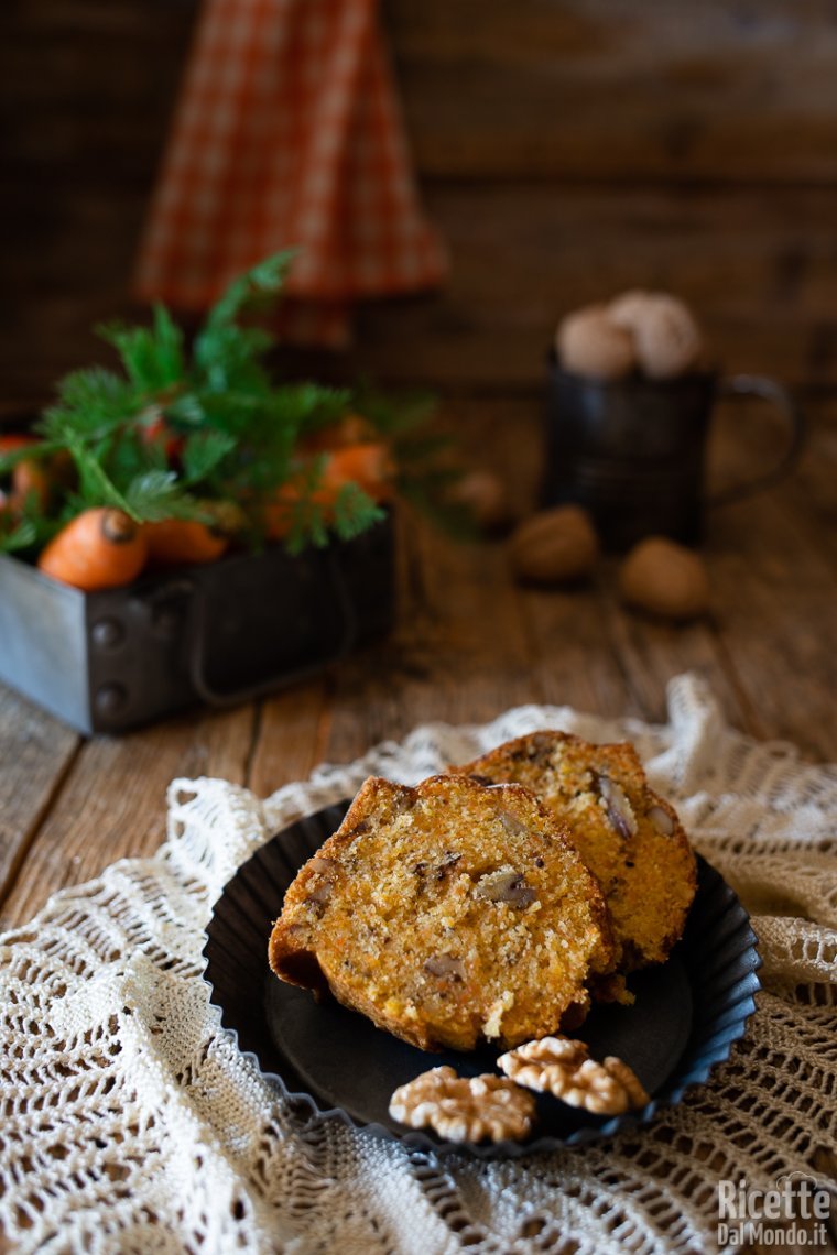 Torta di carote e noci, ricetta semplice