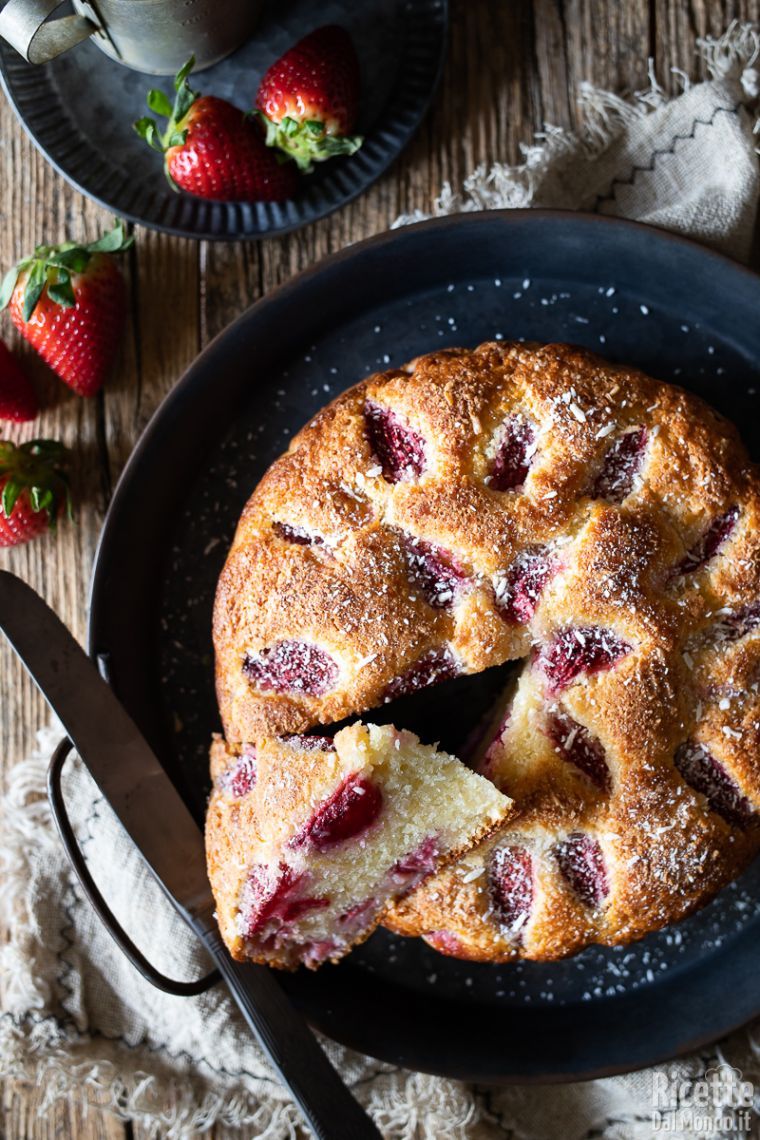 Come fare la torta cocco e fragole