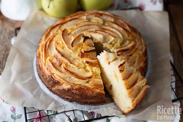 Torta di mele e ricotta, leggera e sofficissima! (ricetta senza burro!)