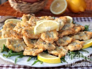 Ricetta Alici indorate e fritte. La ricetta classica napoletana!