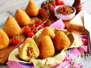 Ricetta Arancini siciliani, lo street food siciliano più famoso