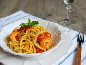Bigoli con Gamberetti e Pomodorini