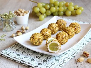Ricetta Bocconcini di Uva al Formaggio