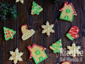 Ricetta Biscotti di Natale decorati