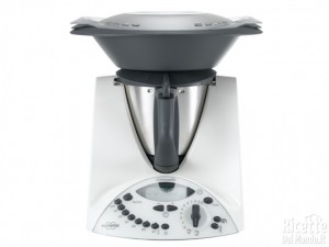 Ricetta Bimby: tutti i pro e i contro del robot da cucina più famoso