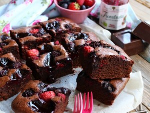 Ricetta Brownies cioccolato e frutti di bosco