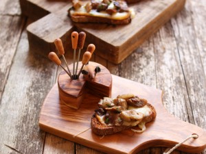 Ricetta Bruschette porcini e provola
