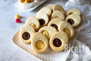 Biscotti di Pasqua farciti (facili e velocissimi!)