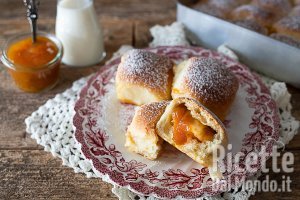 Ricetta Buchteln. I dolci lievitati farciti tipici della tradizione tirolese!