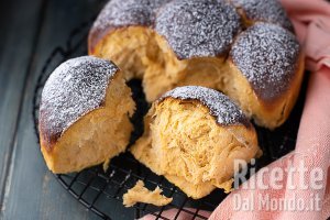 Brioche alla zucca in friggitrice ad aria. Semplice, soffice e velocissimo!