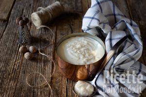 Ricetta Besciamella, la soffice salsa bianca. Ricetta per farla vellutata e perfetta!