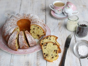 Ricetta Ciambella allo Yogurt con Gocce di Cioccolato