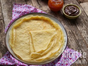 Crepes dolci e salate, ricetta base semplice e veloce