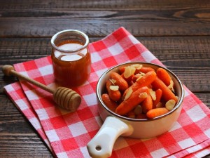 Ricetta Carote baby al miele