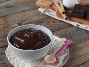 Ricetta Crema pasticcera al cioccolato
