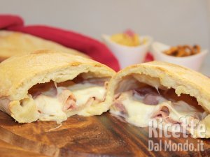 Ricetta Calzoni ripieni Bimby al forno