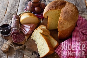 Ricetta Crescia di Pasqua al formaggio