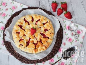Ricetta Crostata di Fragole con Cuori
