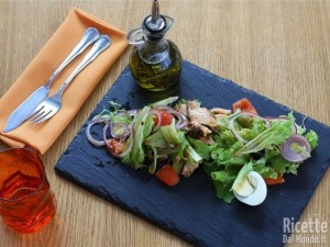 Ricetta Come fare una insalata mista estiva