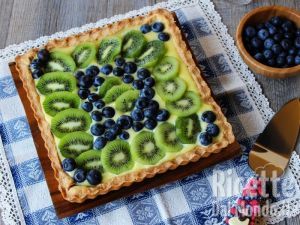 Ricetta Crostata di kiwi e mirtilli