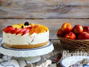 Ricetta Cheesecake alle pesche e yogurt