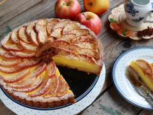 Crostata di mele e crema pasticcera
