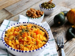 Ricetta Cous cous con zucca, noci e semi