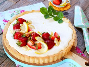 Ricetta Crostata con crema al limone e fragole