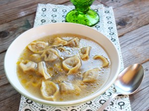 Ricetta Cappelletti in brodo