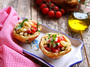 Ricetta Cestini con insalata di tortellini