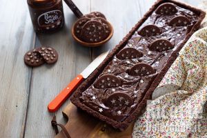 Crostata pan di stelle senza cottura, ricetta golosissima!