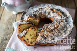 Ricetta Ciambella mandorle e cioccolato. Il dolce ideale per la colazione!