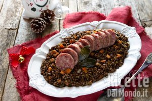 Ricetta Cotechino con lenticchie, il piatto immancabile per Capodanno!