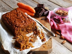 Dolce alle mandorle e cioccolato vegano