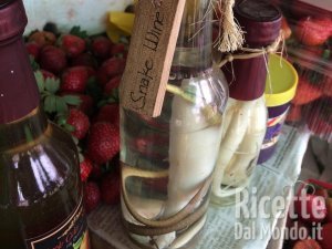 Ricetta Dal vino di serpente ai ragni fritti: 10 cibi strani dal mondo