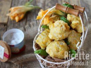 Frittelle di fiori di zucca gonfie. La ricetta semplice e veloce!