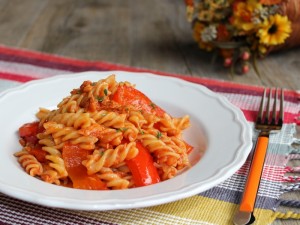 Fusilli con Peperoni e Tonno