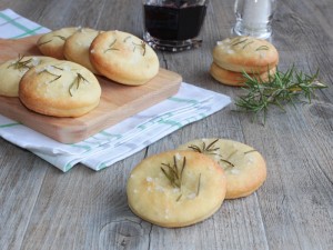 Ricetta Focaccine di Kamut con esubero di pasta madre