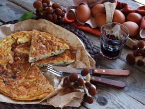 Ricetta Frittata di funghi chiodini e salsiccia