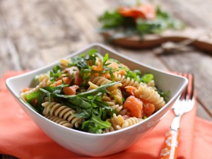 Ricetta Fusilli integrali con rucola e salmone
