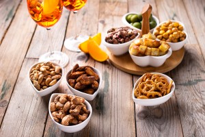 Frutta secca speziata da aperitivo