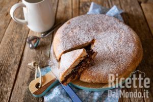 Ricetta Focaccia dolce in padella, morbida e senza lievitazione!