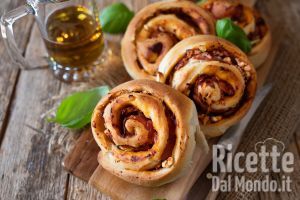 Ricetta Girelle di Jocca e prosciutto: la ricetta semplice per farle sofficissime!